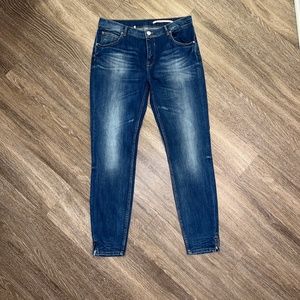 Zara Jeans